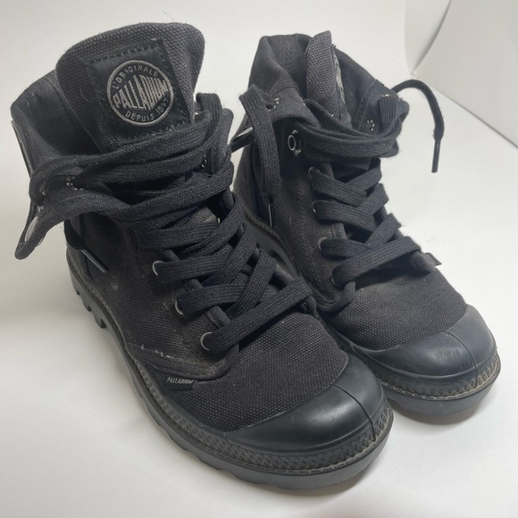Palladium black high-top sneaker/boot hybrid - Picture 4 of 8